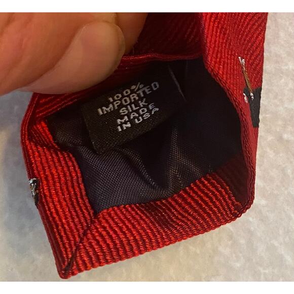 Chipp Kennel Club Australian Shepherd Neck Tie 100% Silk Red EUC 3.25”Wx60”L - Picture 5 of 6